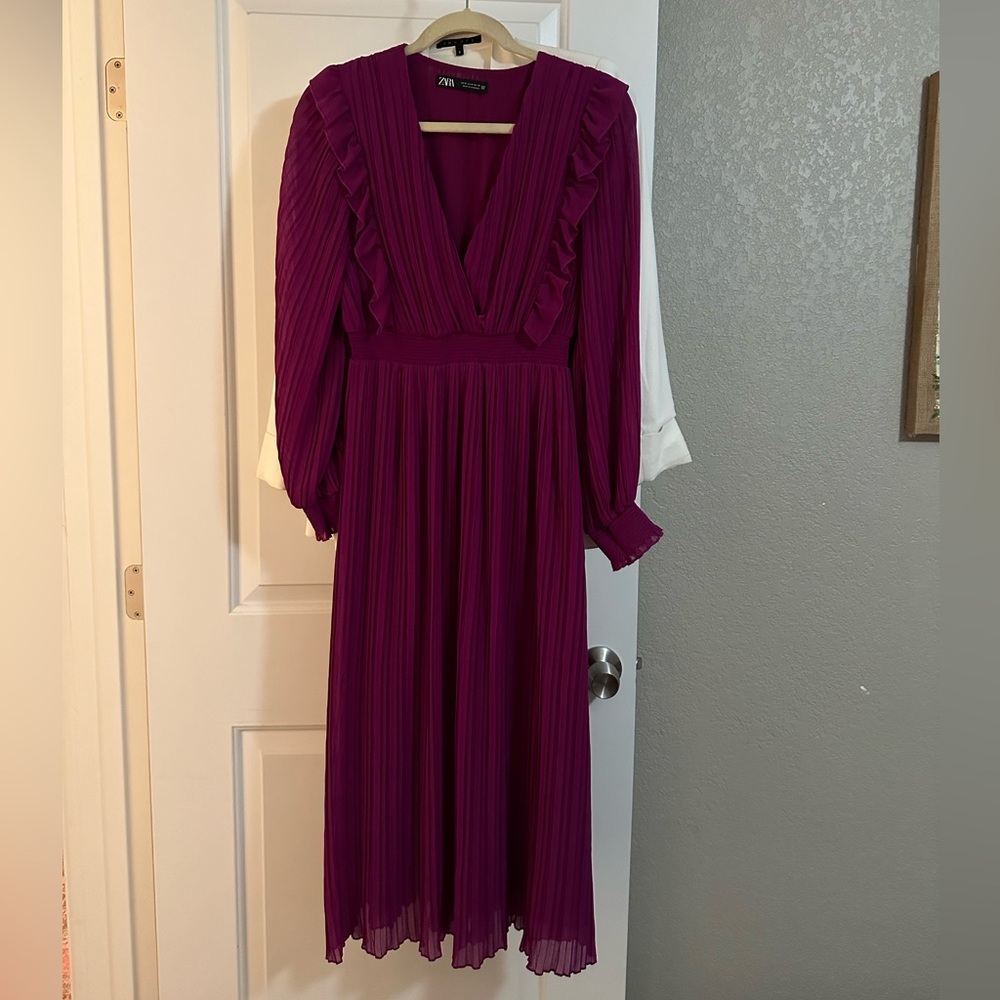 Zara magenta dress pleated fall weddings